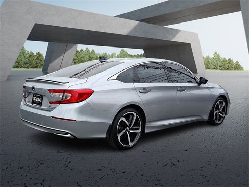 Used 2022 Honda Accord Sport image 5