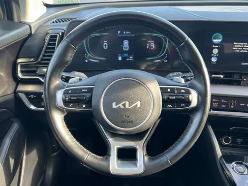 Used 2023 Kia Sportage EX image 19