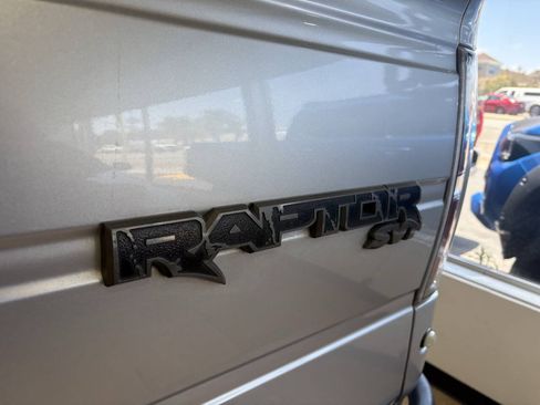 Used 2013 Ford F150 Raptor w/ Luxury Equipment Group AWD/4WD image 8