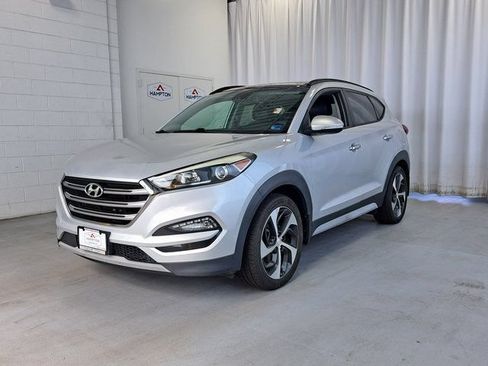 Used 2018 Hyundai Tucson Limited w/ Ultimate Package 02 FWD image 2
