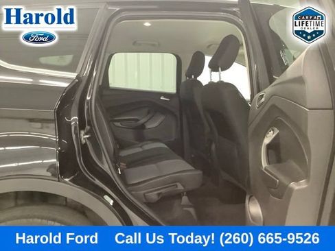 Used 2019 Ford Escape SE w/ Ford Safe & Smart Package AWD/4WD image 10