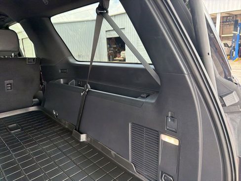 Used 2024 Lincoln Navigator L Reserve AWD/4WD image 47
