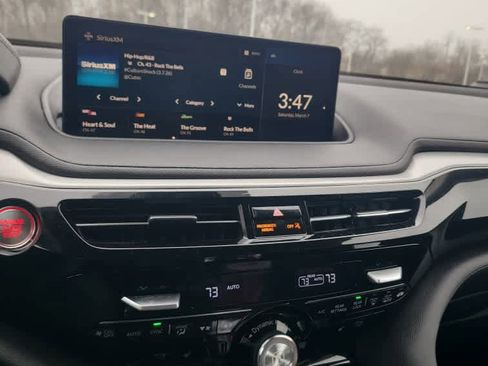 Used 2024 Acura MDX SH-AWD image 4