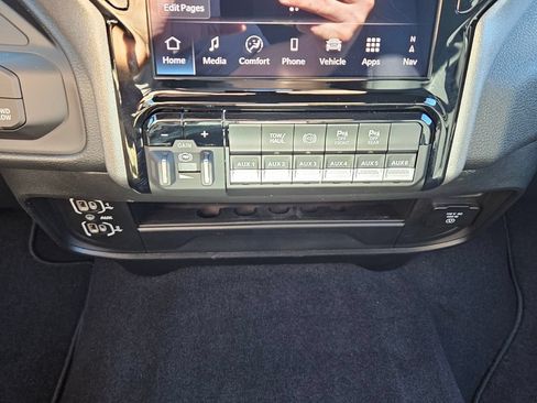 New 2026 RAM 2500 Tradesman AWD/4WD image 19