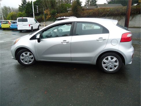 Used 2016 Kia Rio LX image 9