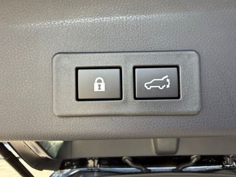 New 2026 Subaru Ascent Touring image 34