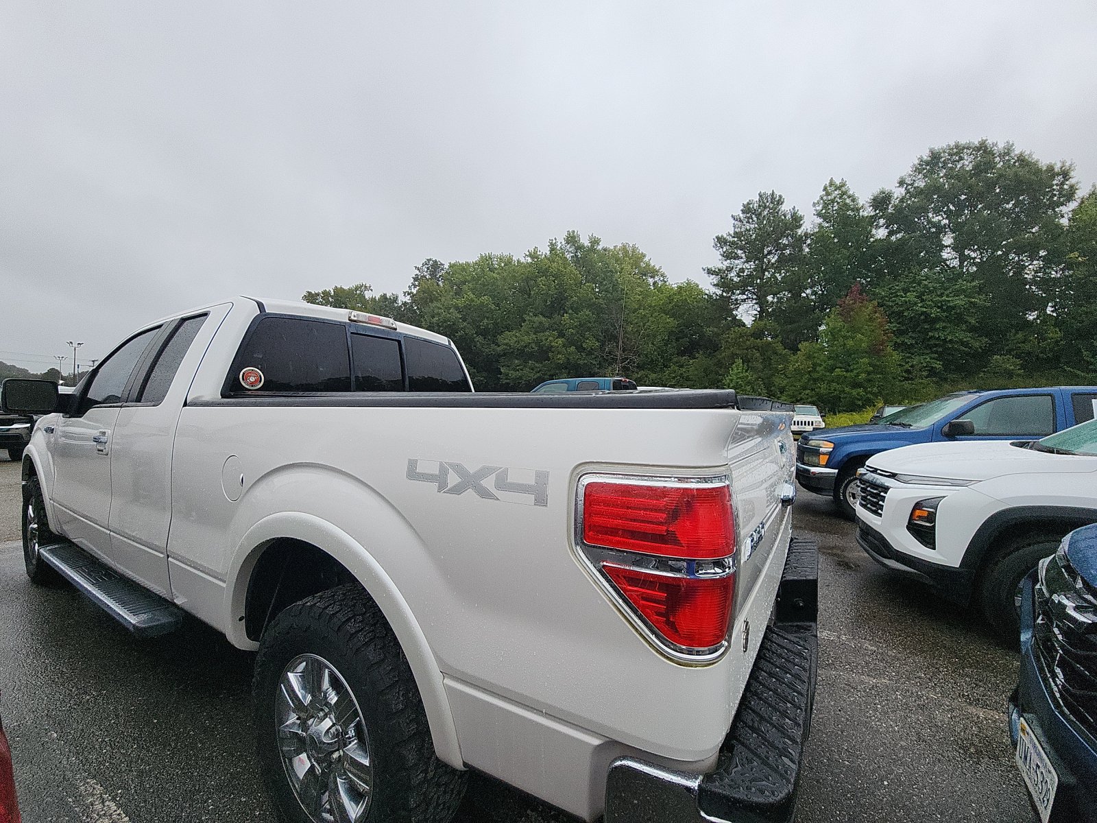 Used 2010 Ford F150 Lariat AWD/4WD image 2