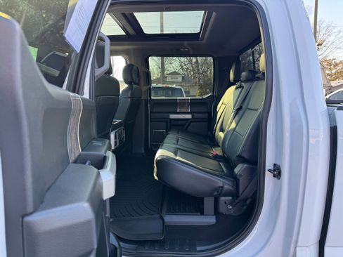 Used 2019 Ford F350 Lariat w/ Lariat Ultimate Package AWD/4WD image 12