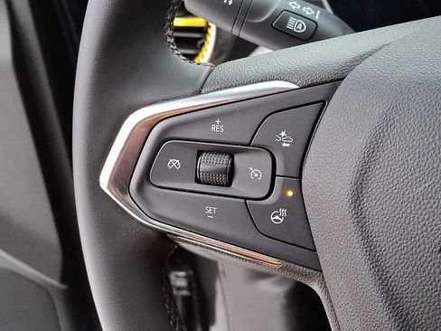 Used 2024 Chevrolet Trax LT w/ Driver Confidence Package image 20