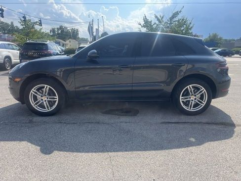 Used 2018 Porsche Macan image 3