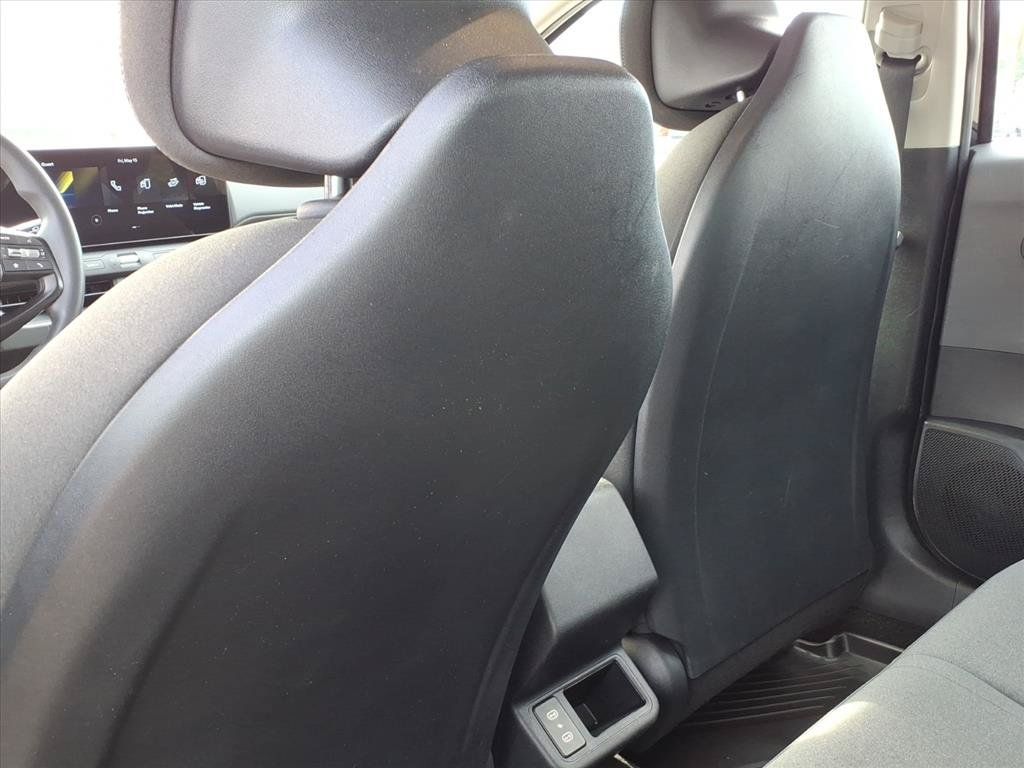Used 2025 Kia K4 FWD image 15