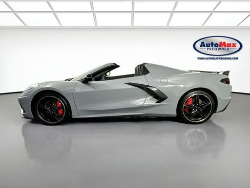 Used 2024 Chevrolet Corvette Stingray Convertible w/ Z51 Performance Package image 4