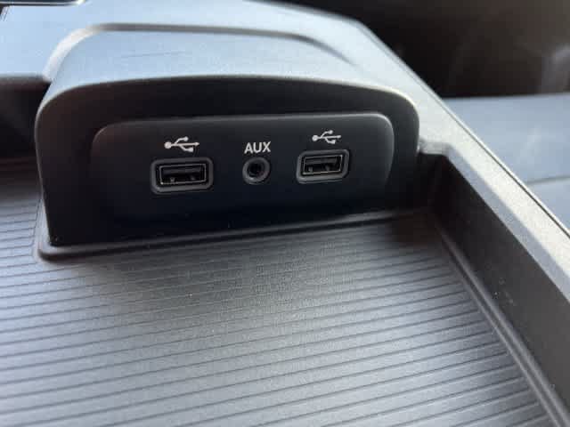Used 2018 RAM 2500 Laramie w/ Convenience Group AWD/4WD image 27
