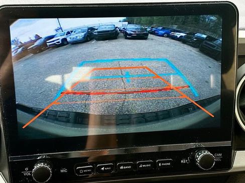 Used 2019 Toyota Tacoma TRD Off-Road AWD/4WD image 15