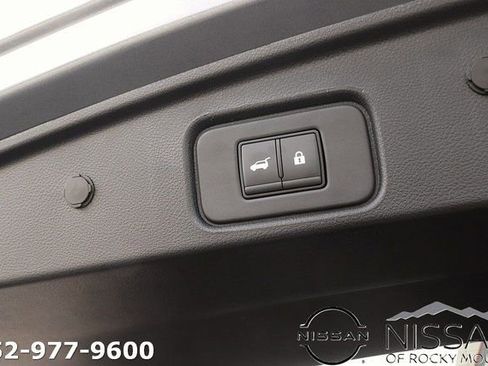 New 2026 Nissan Pathfinder Platinum AWD/4WD image 16
