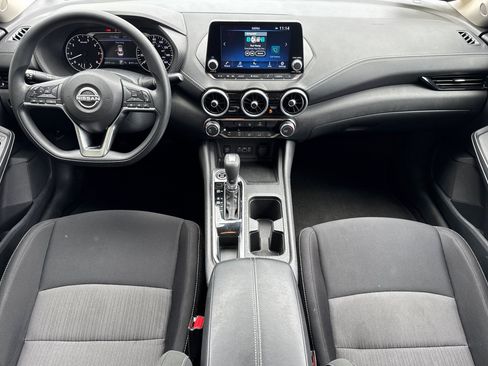 Used 2025 Nissan Sentra SV FWD image 16