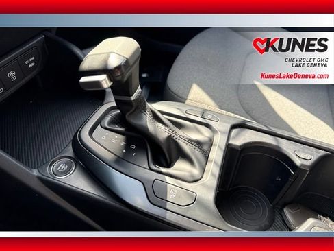 Used 2025 Kia K4 FWD image 16