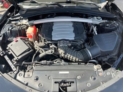 Used 2020 Chevrolet Camaro SS RWD image 29