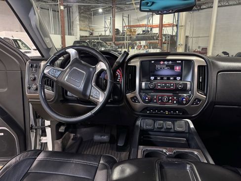 Used 2015 GMC Sierra 3500 Denali image 24
