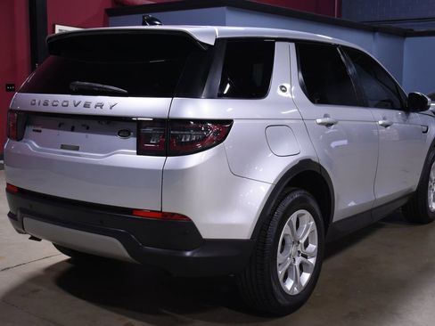 Used 2020 Land Rover Discovery Sport S image 10