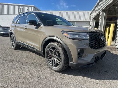 New 2026 Ford Explorer ST w/ Sun And Sound Package