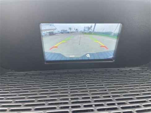 Used 2018 Ford Transit 350 XLT image 14