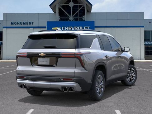 New 2027 Chevrolet Traverse LT w/ Driver Confidence Package FWD image 4