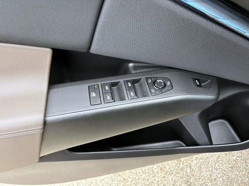 Used 2025 BMW X3 xDrive30i w/ Convenience Package image 13