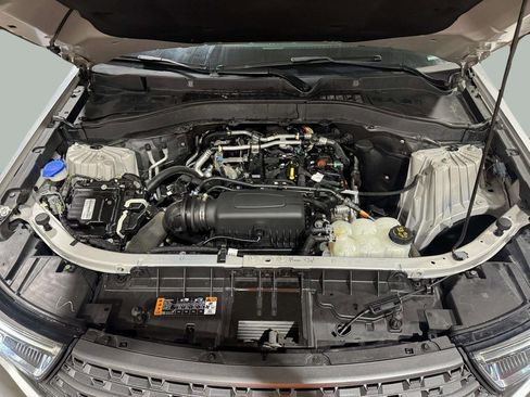 Used 2021 Ford Explorer XLT w/ Equipment Group 202A image 29