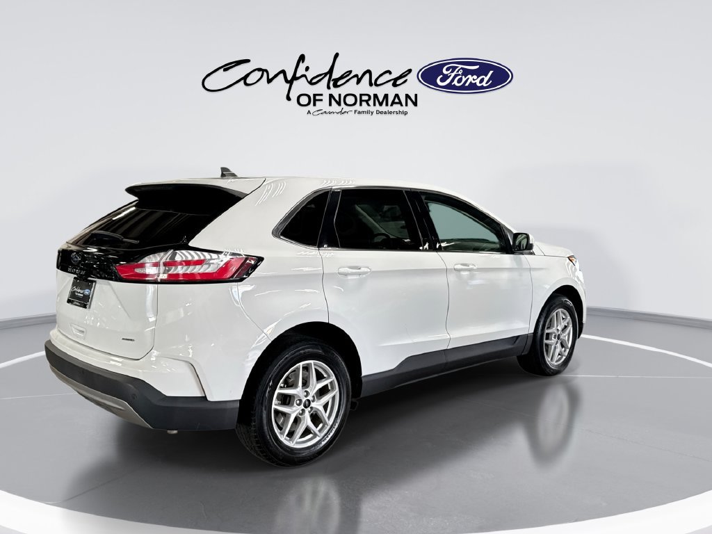 Used 2024 Ford Edge SEL AWD/4WD image 9
