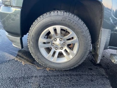 Used 2017 Chevrolet Silverado 1500 LT w/ All Star Edition image 30