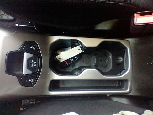 Used 2022 Jeep Renegade Latitude w/ Convenience Group image 32