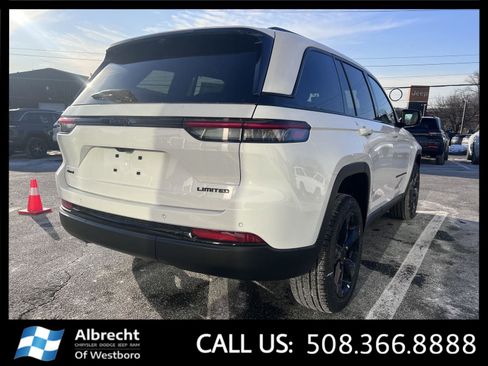 New 2025 Jeep Grand Cherokee Limited w/ Luxury Tech Group II AWD/4WD image 5