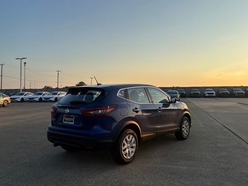 Used 2020 Nissan Rogue Sport S FWD image 25