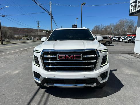 New 2026 GMC Yukon Elevation w/ Elevation Premium Package AWD/4WD image 2