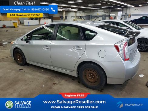 Used 2013 Toyota Prius Two FWD image 3
