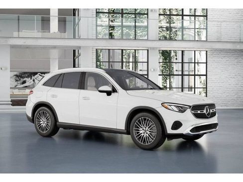 Used 2026 Mercedes-Benz GLC 300 image 13