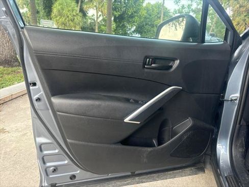 Used 2023 Toyota Corolla Cross LE FWD image 14