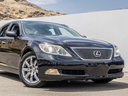 Used 2008 Lexus LS 460 RWD image 7