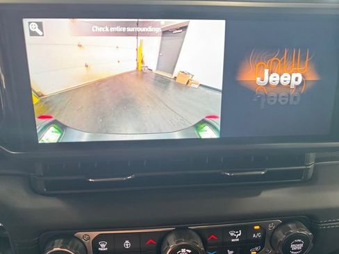 New 2025 Jeep Gladiator Rubicon w/ Safety Group image 12