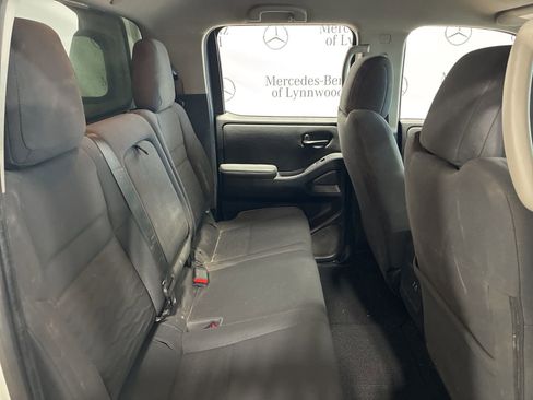 Used 2022 Nissan Frontier S w/ Technology Package image 6