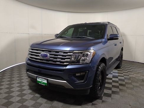 Used 2019 Ford Expedition XLT w/ Equipment Group 201A RWD image 15