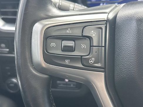 Used 2024 Chevrolet Suburban Premier w/ Premium Package AWD/4WD image 23
