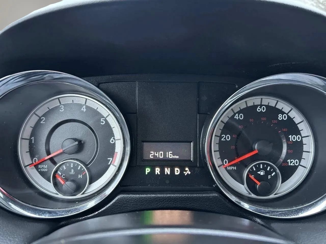 Used 2019 Dodge Grand Caravan SE w/ Power Convenience Group I FWD image 16