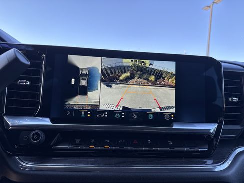 Used 2024 Chevrolet Silverado 2500 LTZ w/ LTZ Plus Package image 26