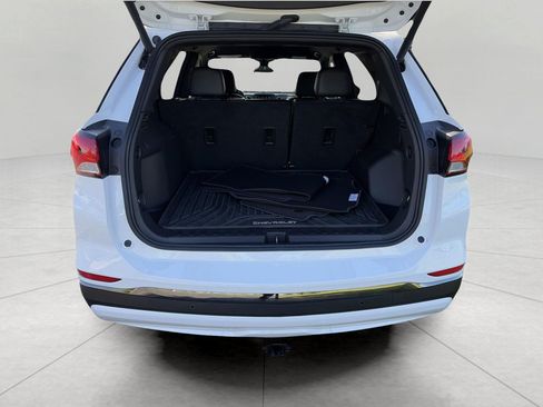 Used 2023 Chevrolet Equinox RS AWD/4WD image 16