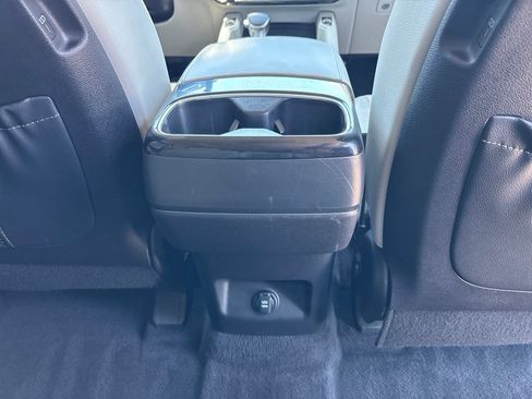 Used 2024 Kia Telluride SX w/ Towing Package AWD/4WD image 23
