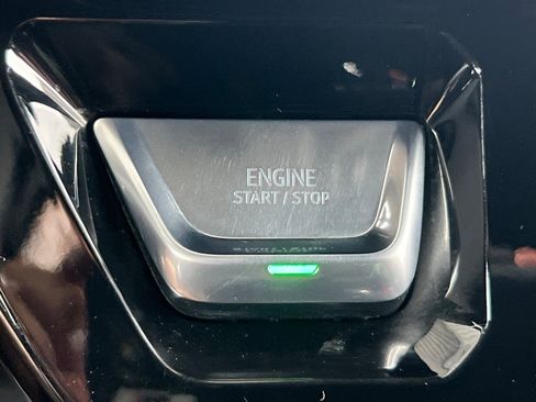 Used 2025 GMC Sierra 1500 AT4 image 21