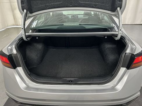 Used 2019 Nissan Altima 2.5 SR w/ SR Premium Package image 22