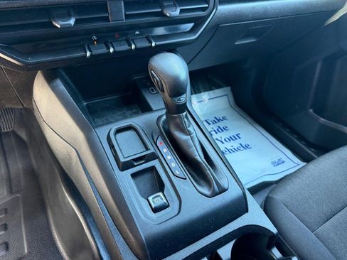 Used 2023 Chevrolet Colorado W/T RWD image 26